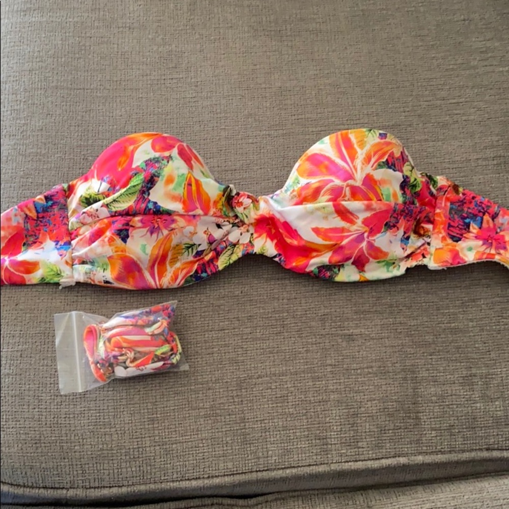 H&M bikini top